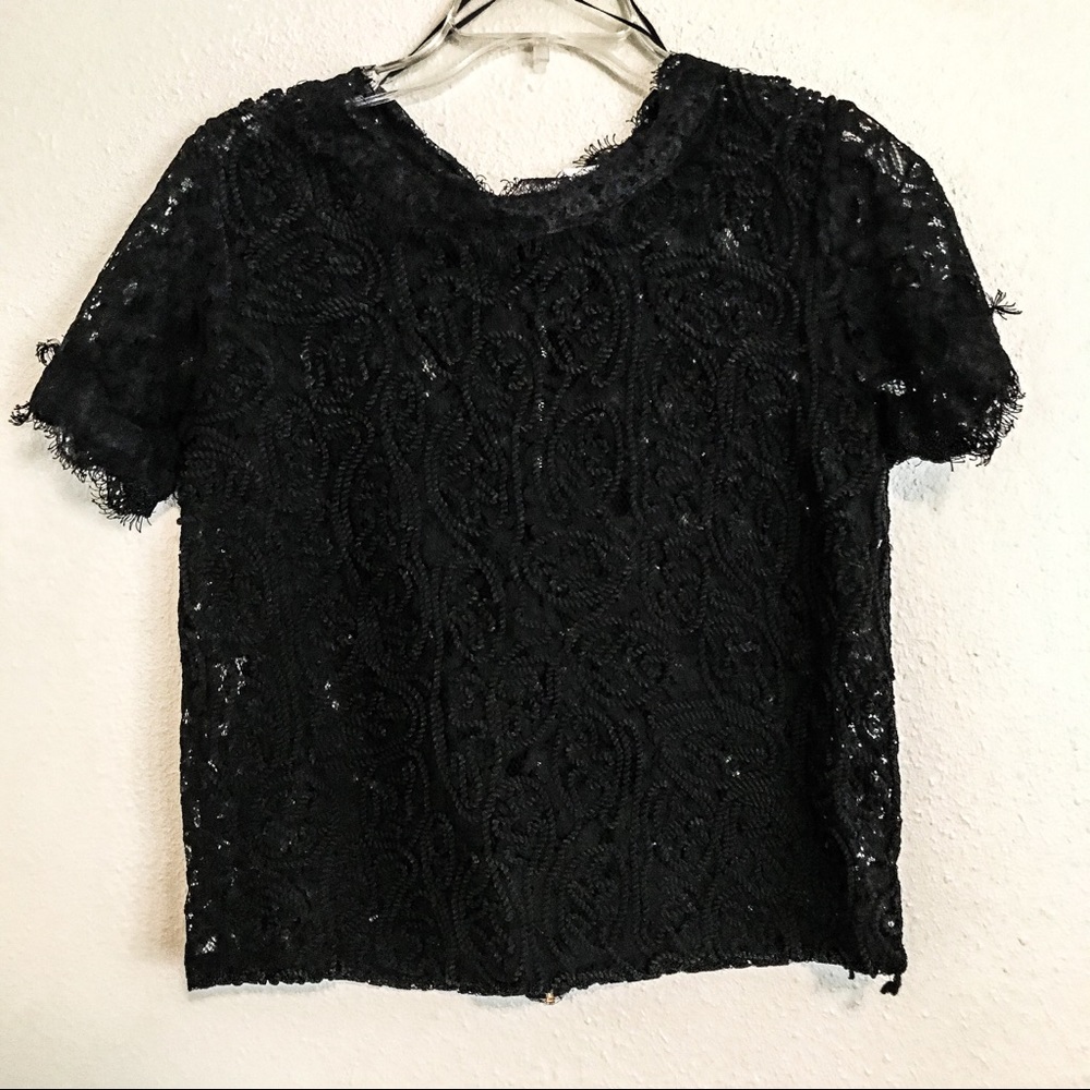 Piazza Italia Lace Zipped Back Top
